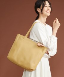 MK MICHEL KLEIN BAG(エムケーミッシェルクランバッグ)/【Ａ４収納可】カウレザービッグトートバッグ/マスタード