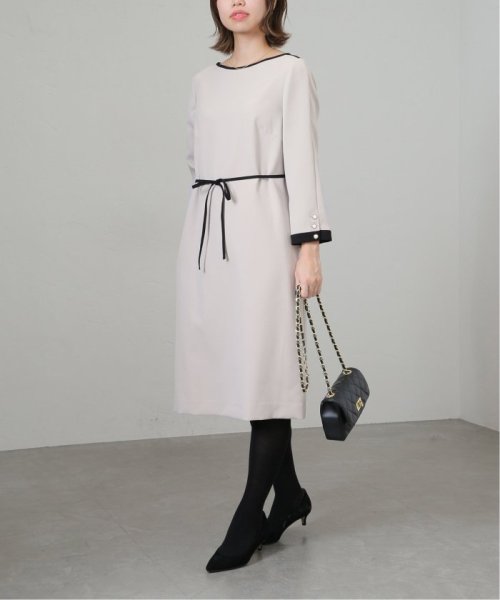 ラ トータリテ La Totalite バイカラーパイピングワンピース Magaseek