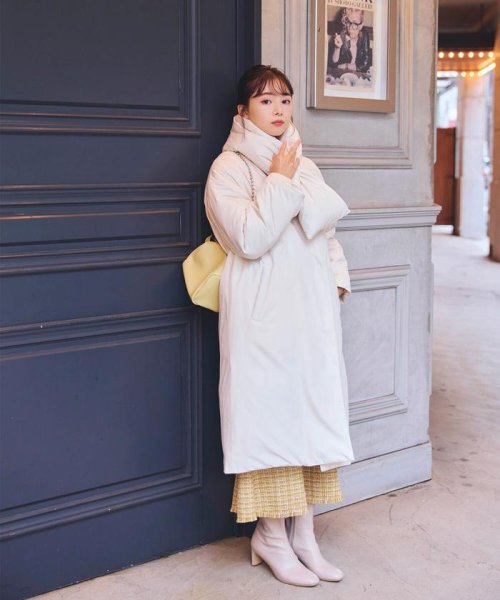 ノーカラーロングダウンコート ナチュラルビューティーベーシック Natural Beauty Basic Magaseek