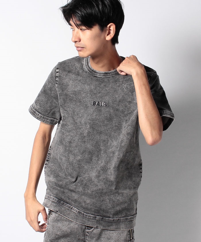 Q－SERIES STRAIGHT T－SHIRT