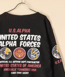 ALPHA INDUSTRIES(アルファインダストリーズ)/【ALPHA/アルファ】  フロント＆バック エアフォース　ロゴプリント  ヘリンボーン長袖Tシャツ/ロンT/アメカジ/ミリタリー/袖プリント/定番/4色展開/ブラック