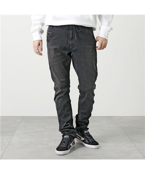 DIESEL(ディーゼル)/【DIESEL(ディーゼル)】ジーンズ KROOLEY－E－NE L.32 Sweat jeans A00088 0670M メンズ デニム ストレッチ テーパ/ブラック