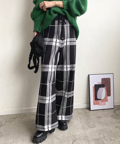 セール 軽い着心地 暖かい 高級感 ニット パンツ ワイドシルエット チェック柄 韓国 ファッション チェックワイドニットパンツ フューティアランド Futier Land Magaseek