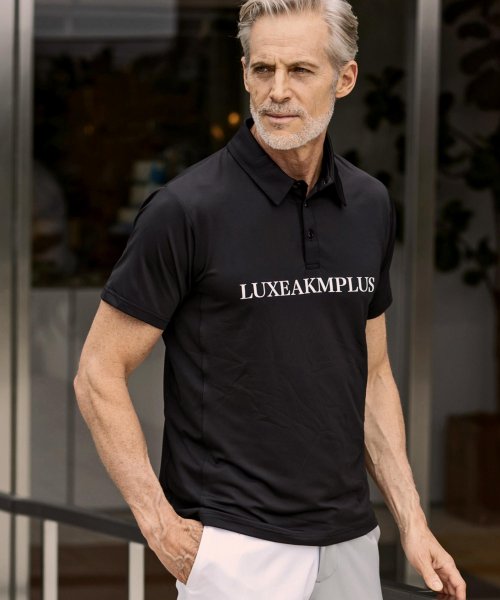 LUXEAKMPLUS(LUXEAKMPLUS)/LUXEAKMPLUS(リュクスエイケイエムプラス)ゴルフ フロントロゴ半袖ポロシャツ【ゴルフ】/ブラック
