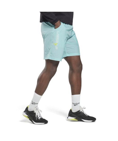 Reebok(リーボック)/レズミルズ ライトウエイト ウーブン ショーツ / Les Mills Lightweight Woven Shorts/パルスアクア/フットウェアホワイト/バイオレットトーン