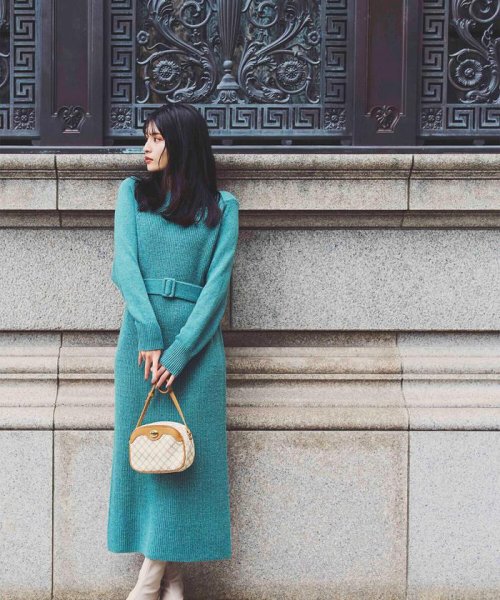 ナチュラルビューティーベーシック Natural Beauty Basic オフショルニットワンピース Magaseek