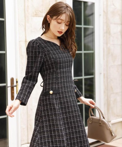 ハートネックチェックツイードワンピース スウィングル Swingle Magaseek