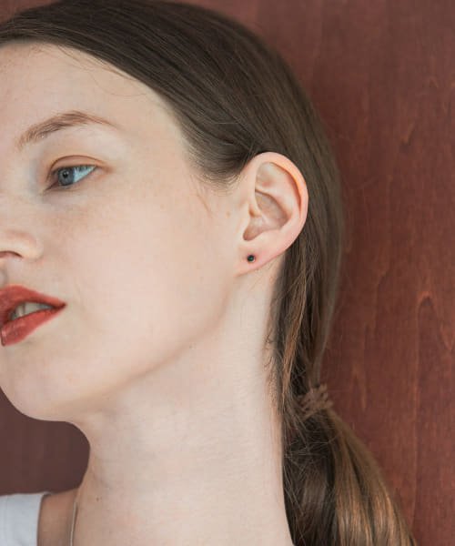 ff by decor urban research　ストーンピアス など urban ff by decor 忍耐