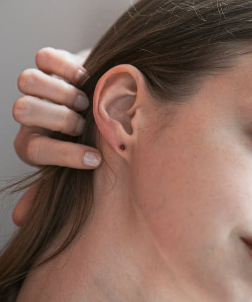 ff by decor urban research　ストーンピアス など urban ff by decor 忍耐