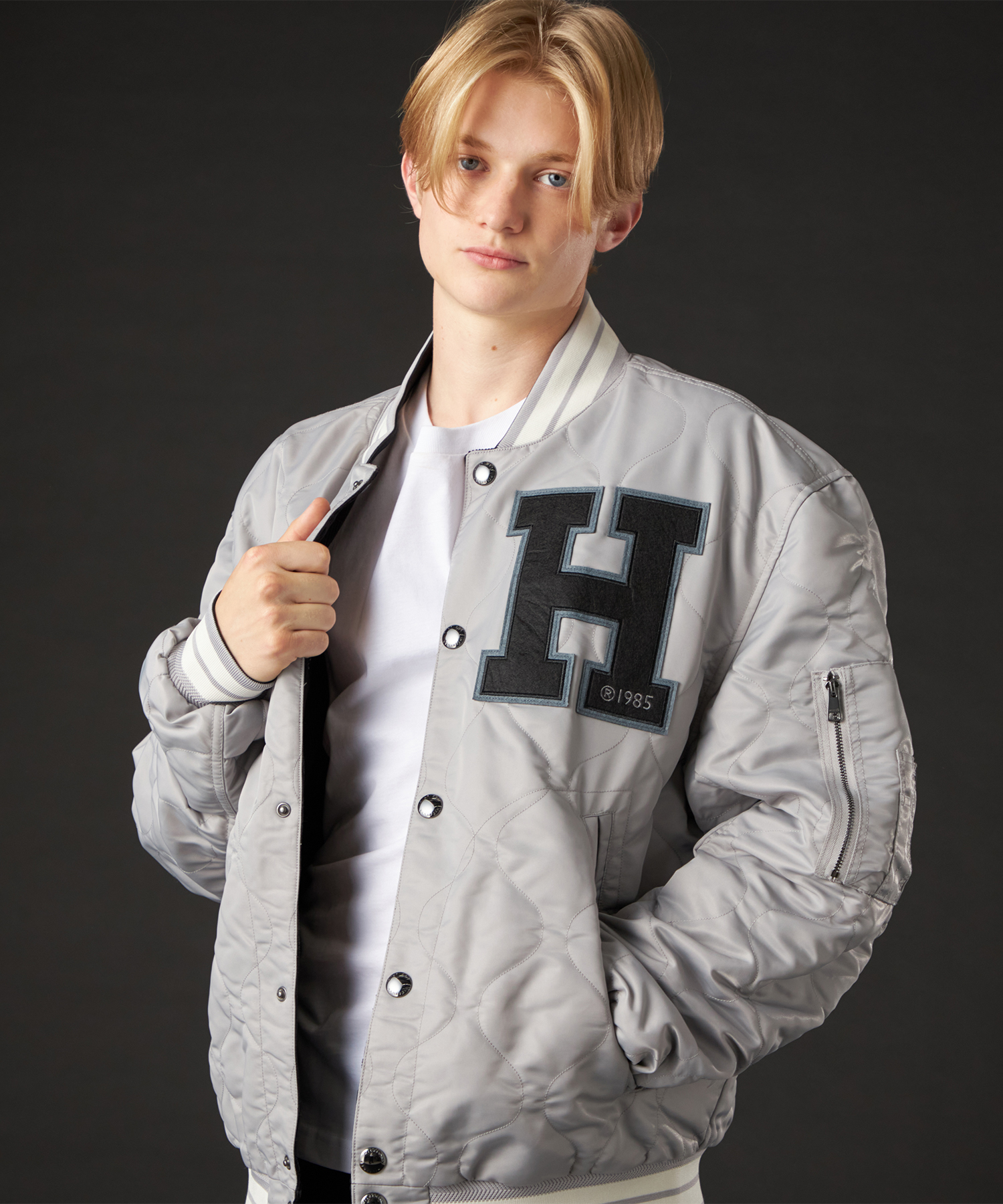 MONOCHROME CAPSULE COLLECTION モノクロームリバーシブルバーシティジャケット