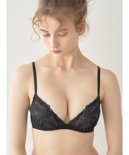 LILY BROWN Lingerie(LILY BROWN Lingerie)/【LILY BROWN Lingerie】ネコ柄レース　エフォートレシー ブラ(A－H)/BLK