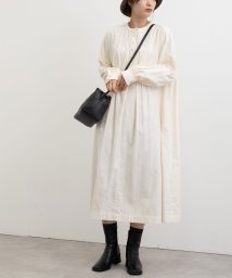 スタンドカラーピンタックワンピース プードゥドゥ Pou Dou Dou Magaseek