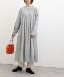 スタンドカラーピンタックワンピース プードゥドゥ Pou Dou Dou Magaseek