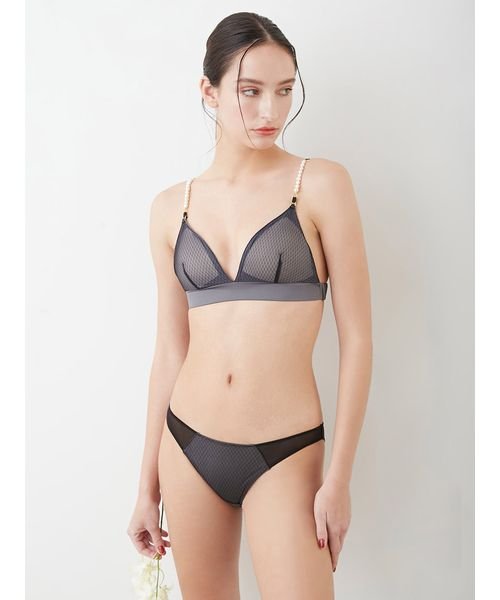 LILY BROWN Lingerie(LILY BROWN Lingerie)/【LILY BROWN Lingerie】パールストラップ ノンワイヤーブラ・ショーツセット/BLK