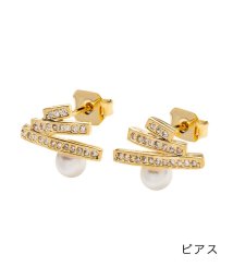 cream dot(クリームドット)/煌めくビジューバーとパールのスタッドピアス/イヤリング/ゴールド系1