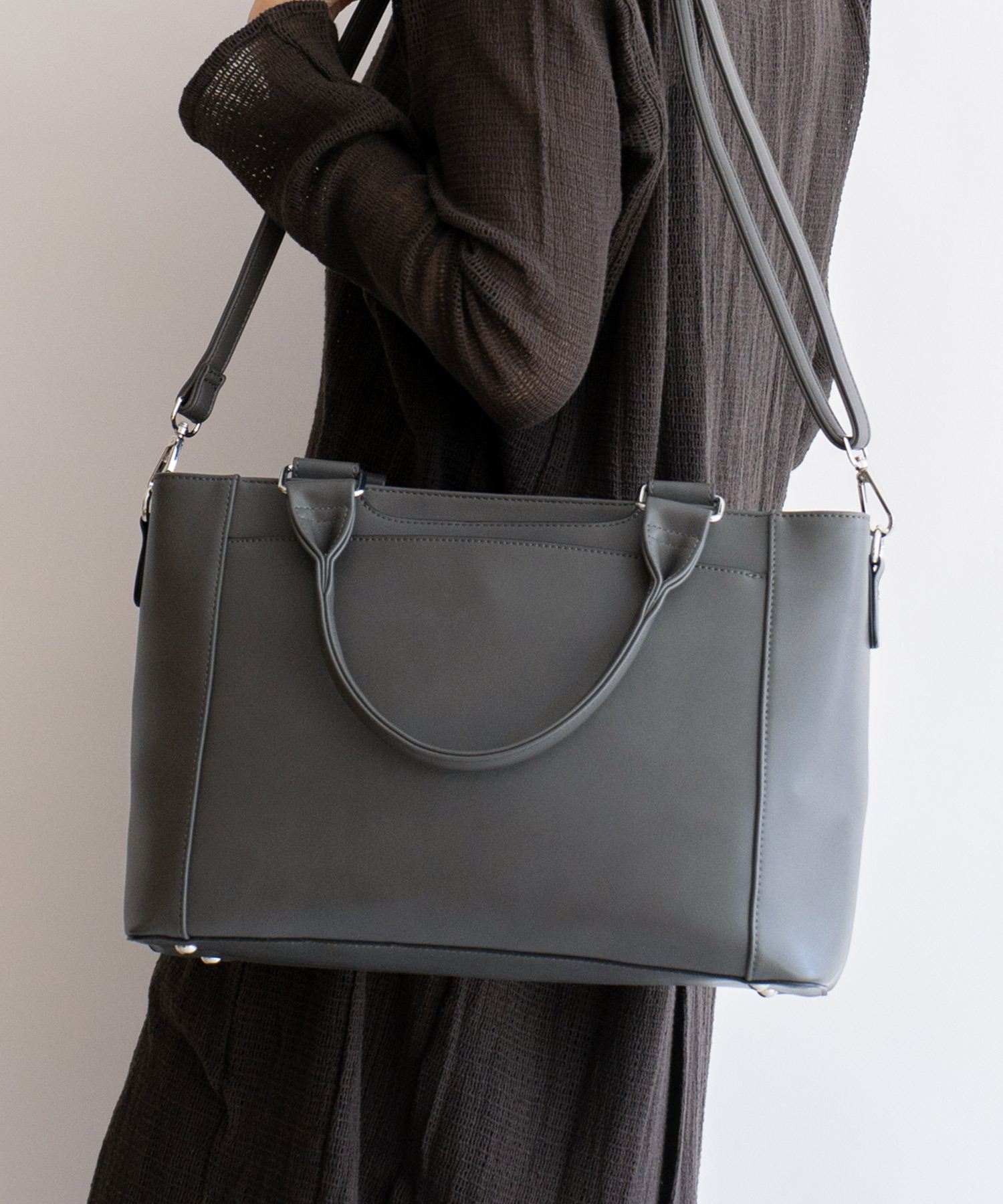 Cisei シセイ クラッチバッグ ダークブラウン A4ファイル収納可 保存袋付