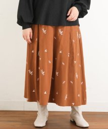 eur3/【大きいサイズ/soso×eur3】リーフ刺繍スカート/505090340