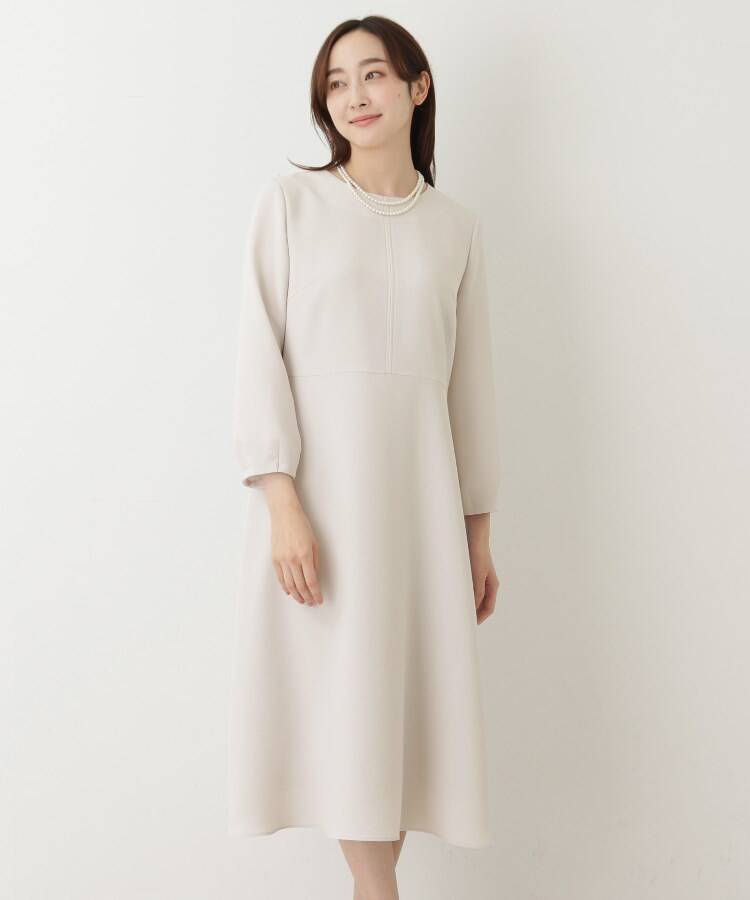 BEIGE./ジョーゼット生地 前後差ヘムラインワンピース 長袖 トープ