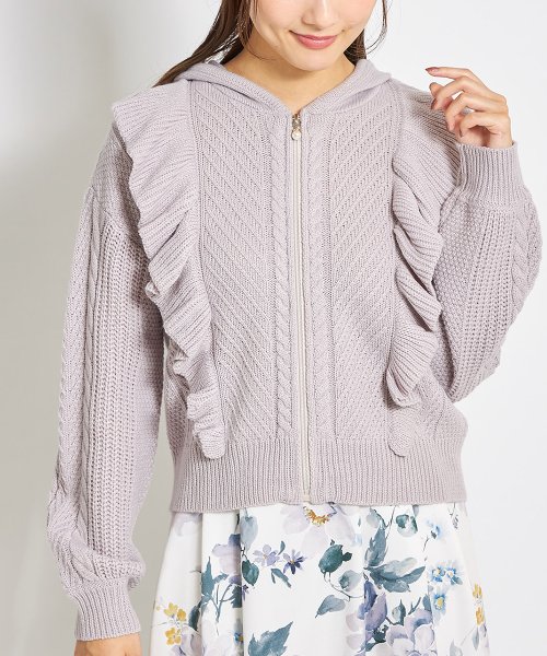 tocco closet(トッコクローゼット)/フリル付きパールファスナーケーブル編みニットパーカー/LAVENDER