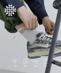 URBAN RESEARCH(アーバンリサーチ)/『UR TECH』リブソックス/WHITE