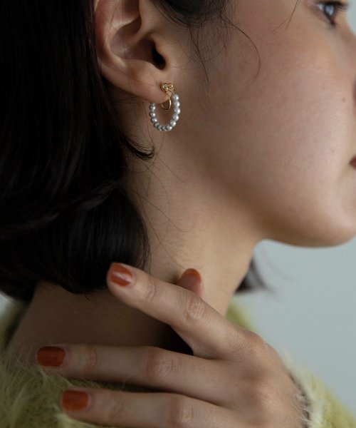 marjour(マージュール)/PEARL HOOP EAR CUFF/ゴールド