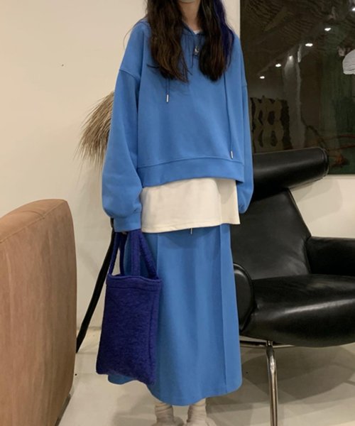レディース オーバーサイズスウェットパーカー+スカートセットアップ  