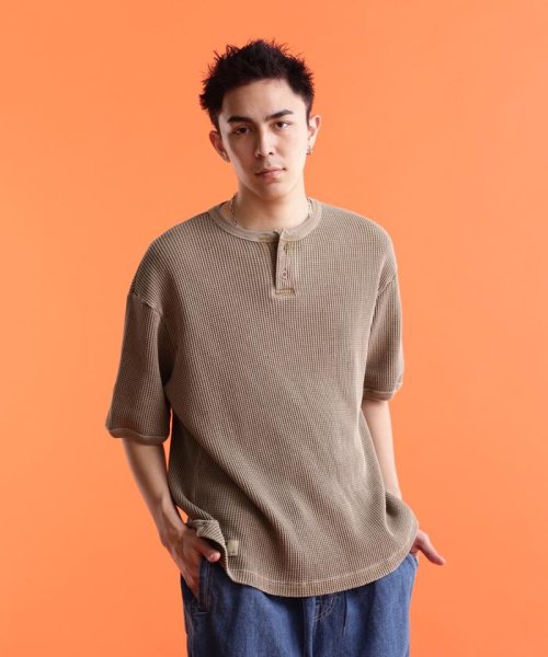 Schott(ショット)/THERMAL PIGMENT O/D HENLEY NECK T－SHIRT/サーマル オーバーダイ ヘンリーネック Tシャツ/カフェ3