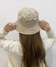 shopnikoniko(ショップにこにこ)/フェイクレザー バケットハット ma 【即納】 帽子 バケハ ハット キャップ レザー 合皮 PU 無地 深め つば広 レディース 韓国 プチプラ 流行り トレ/ベージュ