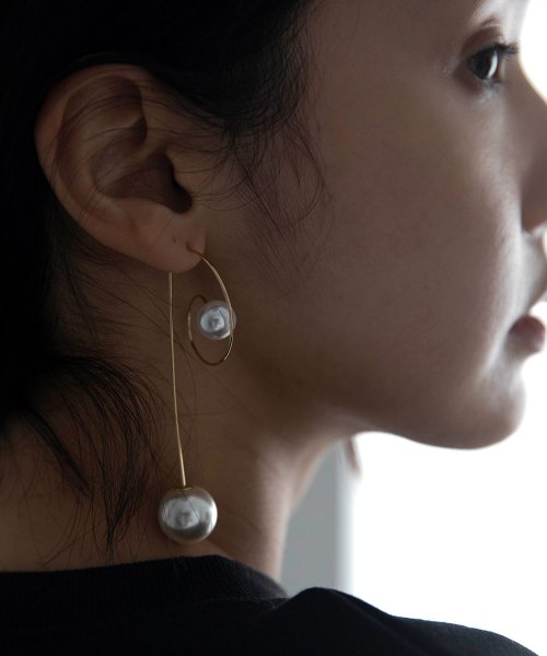 marjour(マージュール)/WIRE PEARL PIERCE/ゴールド