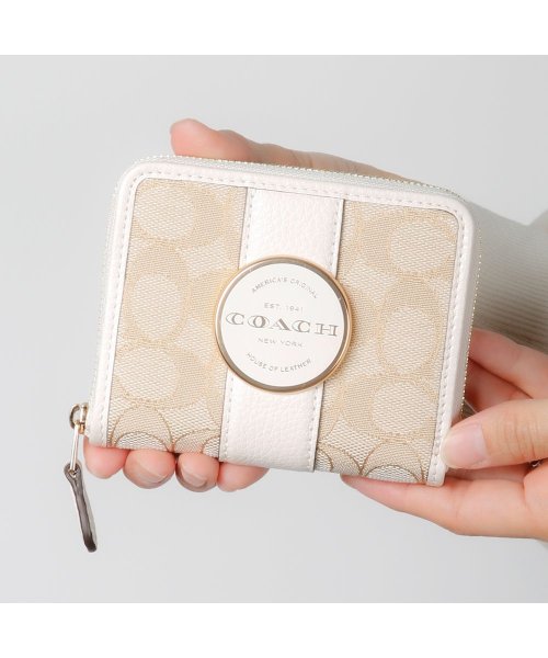 COACH(コーチ)/COACH コーチ　C8323　2つ折り財布ラウンドZIP　小銭入無/ライトカーキ/チョーク