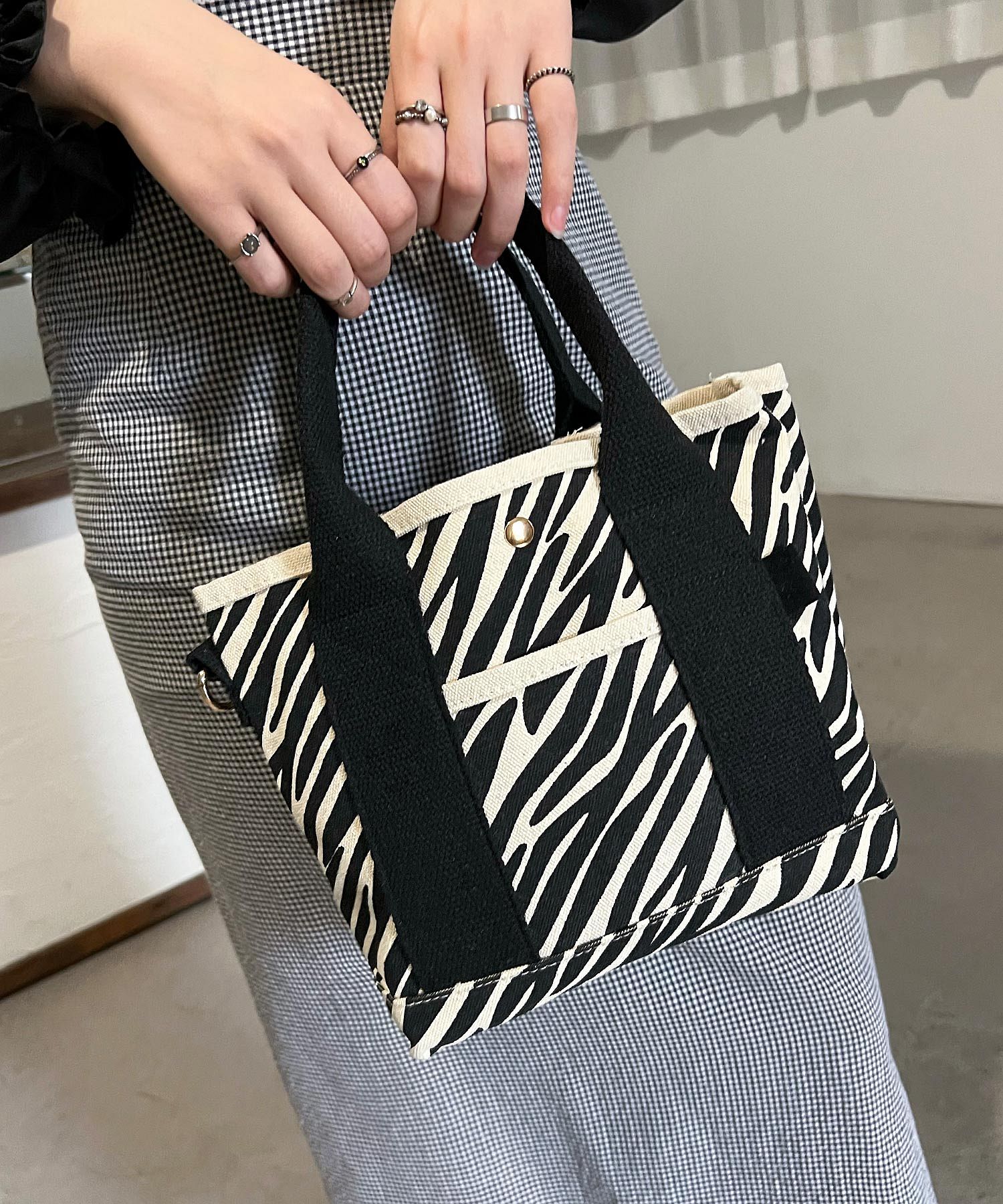 新品 ランチトートバッグ 帆布 ミニトート フォイユ 花 | mateinbox.com.br