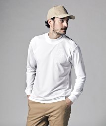 Munsingwear(マンシングウェア)/OUTLASTペンギンエンボスモックネック長袖シャツ(吸汗速乾/UV CUT(UPF15)/遮熱/クーリング(効果)【アウトレ/ホワイト