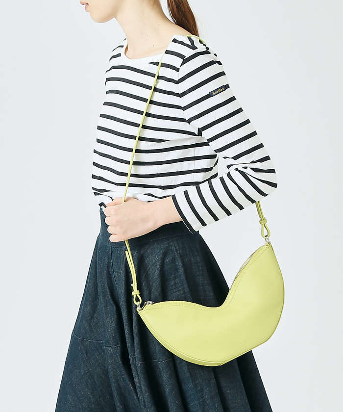 LOWELLThings 【CLASSY 23'5月号掲載】Ali/Wing2WayショルダーBAG ライム F LOWELLThings 【CLASSY 23'5月号掲載】Ali/Wing2WayショルダーBAG ライム F