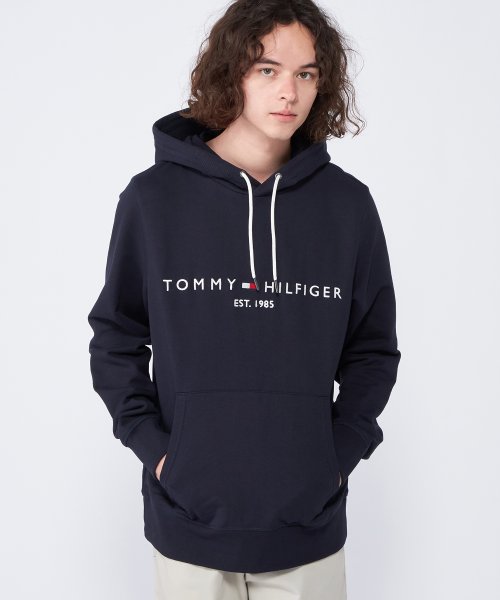 TOMMY HILFIGER(トミーヒルフィガー)/エンブロイドロゴパーカー/ネイビー 