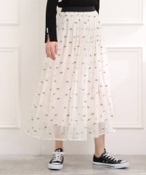 Couture Brooch(クチュールブローチ)/【すぐに着まわせる、春アイテム】チュール刺繍スカート/アイボリー（004）