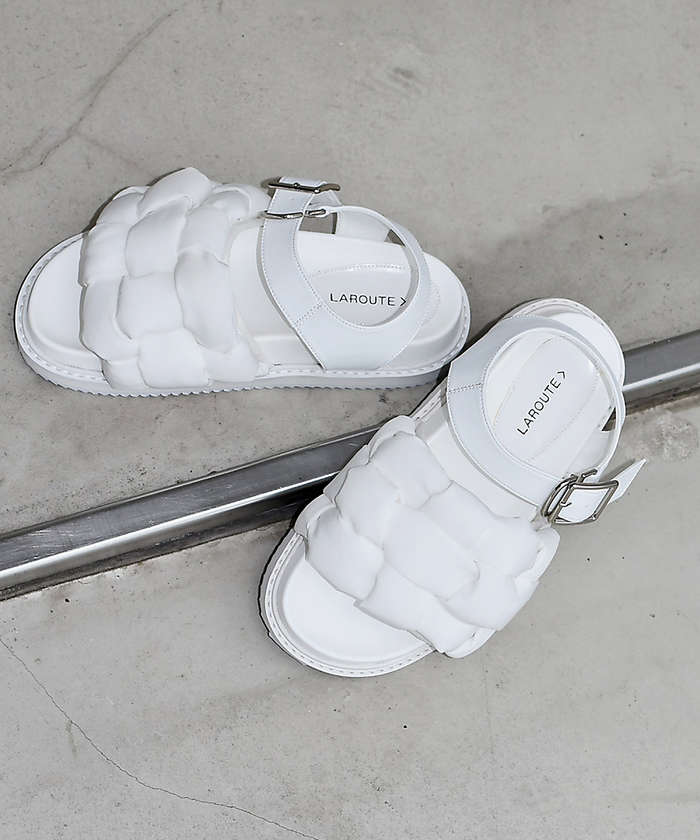 AuBANNISTER 【LAROUTE】パフメッシュサンダル ホワイト 39