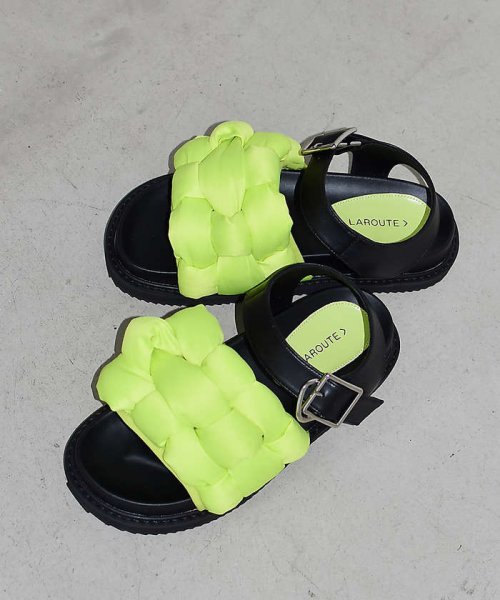 【LAROUTE】パフメッシュサンダル 人気・おすすめ｜省スペース設計・旅行向けにおすすめ お得商品 プライバシー配送 国内発送・安心販売体制