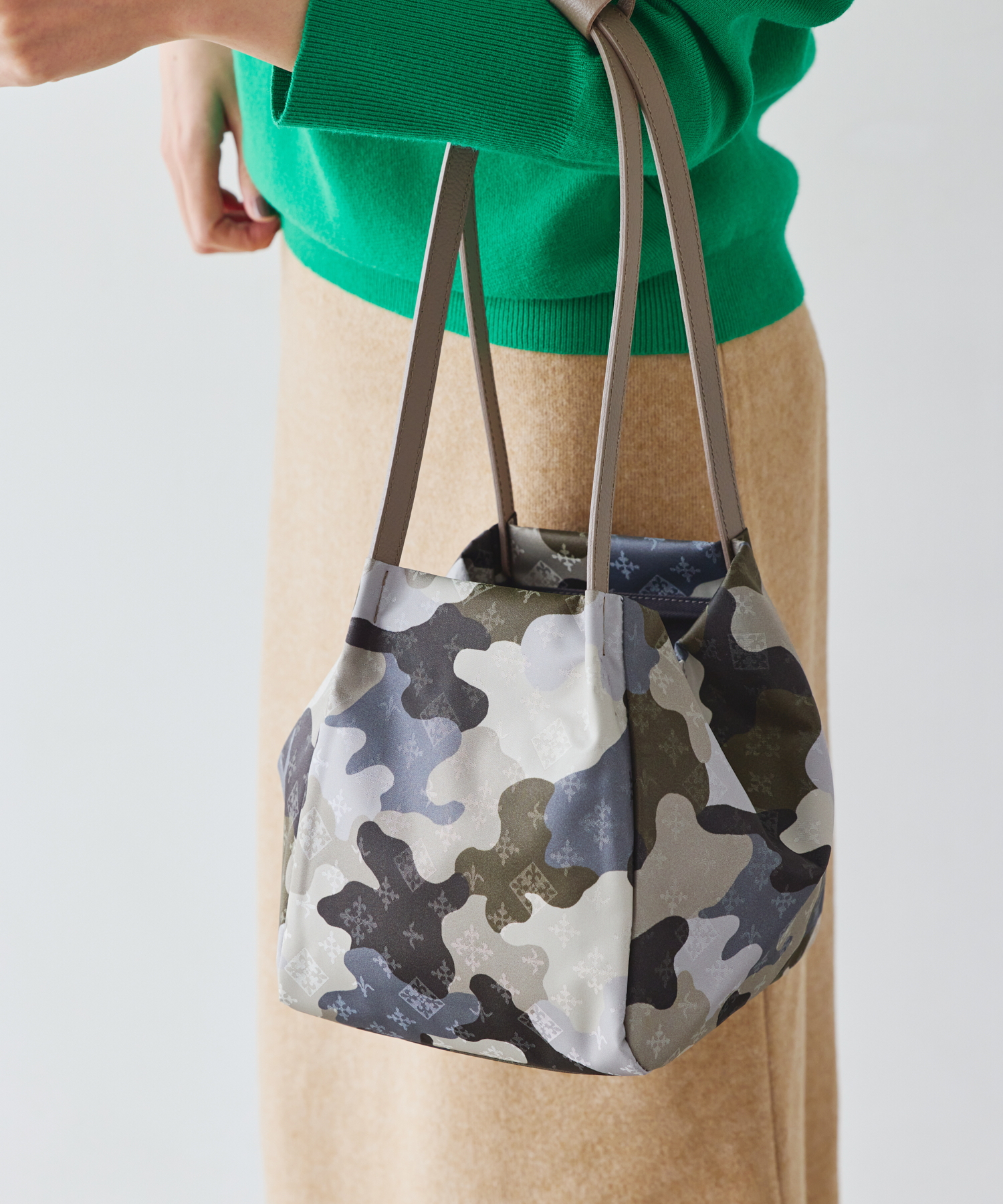 OUTLET SALE russet ラシット リュック バックパック 迷彩 カモフラ 茶
