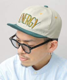 Besiquenti(ベーシックエンチ)/カレッジロゴ 刺繍 バイカラー ショートバイザー アンパイアキャップ ボールキャップ 帽子 メンズ カジュアル シンプル/グリーン