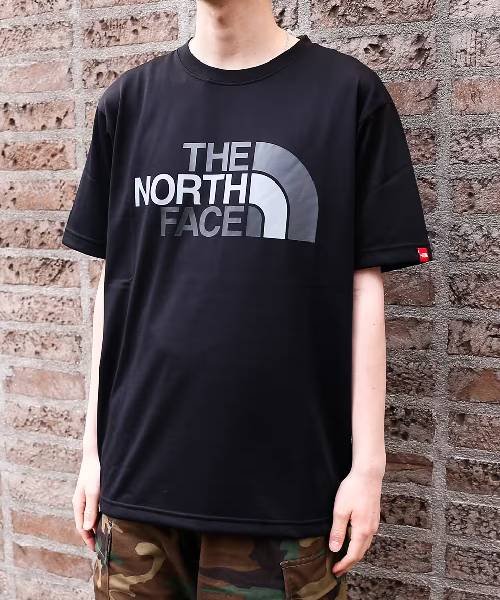 THE NORTH FACE(ザノースフェイス)/ザ・ノース・フェイス ショートスリーブ カラフル ロゴ ティー/ブラック