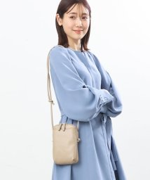 MK MICHEL KLEIN BAG(エムケーミッシェルクランバッグ)/カウレザーウォレットミニショルダー/ベージュ