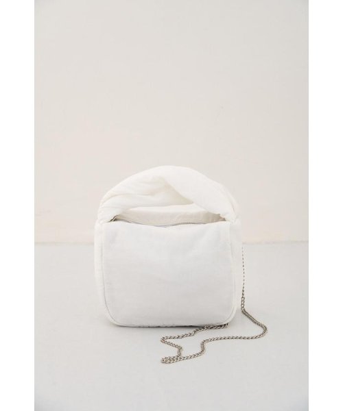 AZUL by moussy(アズールバイマウジー)/PADDED ONE HANDLE BAG/O/WHT1