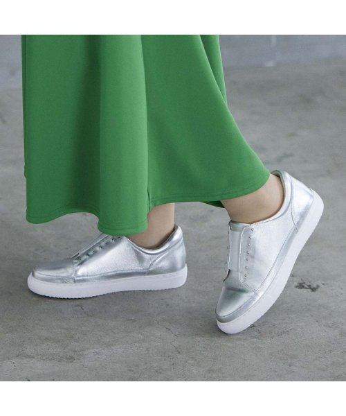 スタッズスリッポンスニーカー シューズ Q1683230780(12925円)