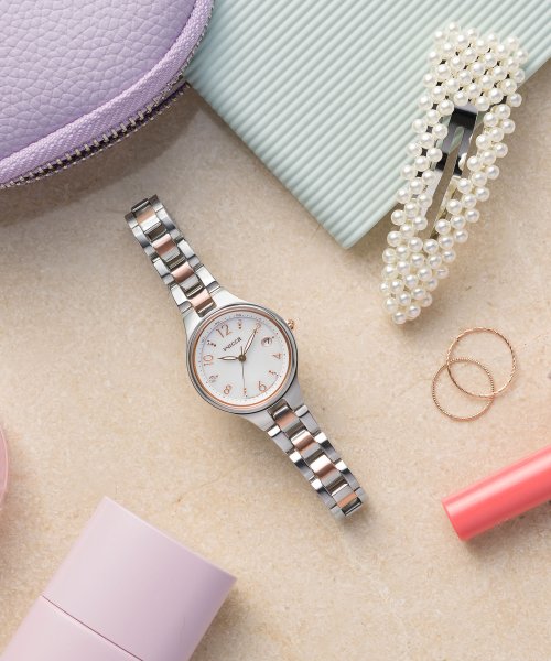 wicca ウィッカ ソーラーテック 電波時計 少し大きめ28mm 