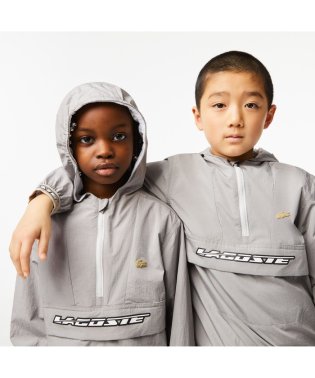 LACOSTE KIDS/BOYS グラフィカルブランドネームロゴアノラック/505213079