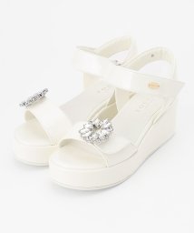 TOCCA(TOCCA)/BIJOUX BUCKLE SANDALS サンダル/ホワイト系