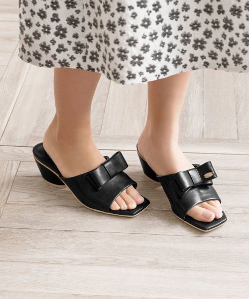 TOCCA(TOCCA)/NOBLE RIBBON MULE SANDALS サンダル/ブラック系