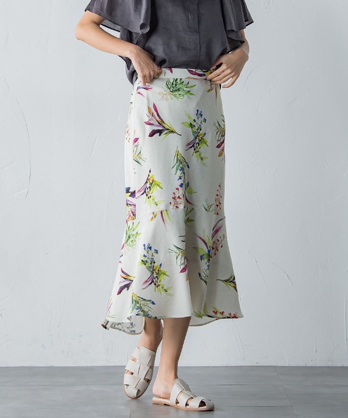 セール】ボタニカルフラワープリントスカート≪洗える/シワになり