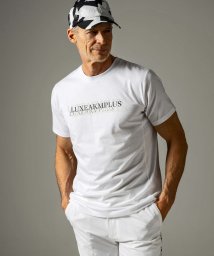 LUXEAKMPLUS(LUXEAKMPLUS)/LUXEAKMPLUS(リュクスエイケイエムプラス)ゴルフ マルチロゴ半袖Tシャツ【ゴルフ】/ホワイト
