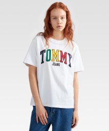 TOMMY JEANS/リラックスポップロゴTシャツ/505224061